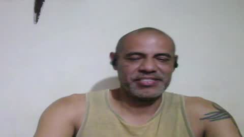 Snapshot of retlam37 chatting on 06/10/26, 05:50 Walter online show from 06/10/26, 05:50