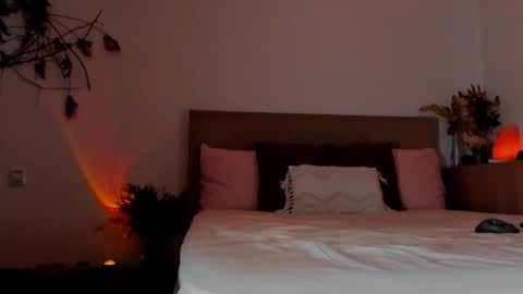 revealyourdarkdesires online show from 03/05/26, 10:39