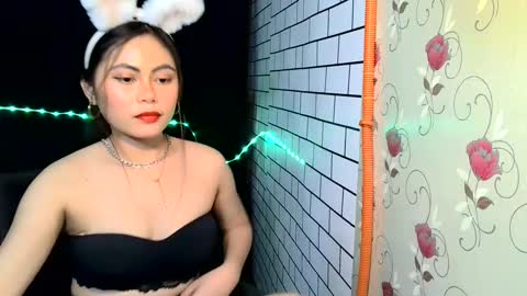 Rose18 online show from 02/15/25, 05:51