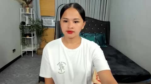 Snapshot of rex_bree chatting on 01/16/26, 02:48 rex_bree online show from 01/16/26, 02:48
