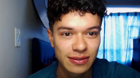 Snapshot of rexbunnybody chatting on 02/15/26, 04:25 Rex online show from 02/15/26, 04:25