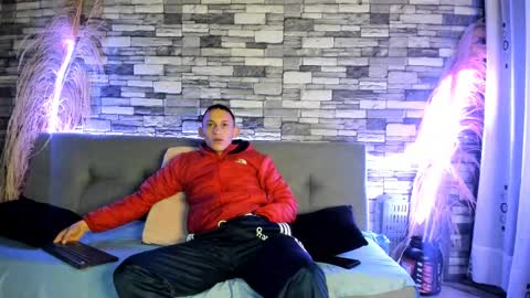 reymasterhot online show from 10/08/25, 10:51