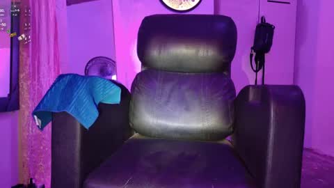 ReyKen online show from 04/24/26, 04:26