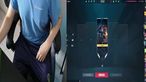 Snapshot of reynplay chatting on 04/19/26, 10:23 Reynplay online show from 04/19/26, 10:23