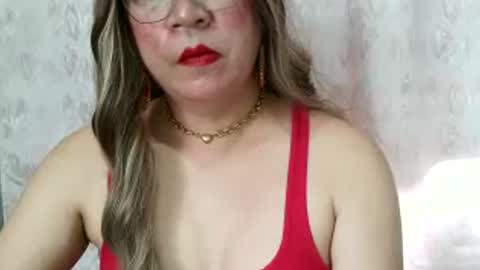 Snapshot of rhamie_1026 chatting on 08/10/26, 01:20 WHORE SLAVE CAMILE online show from 08/10/26, 01:20