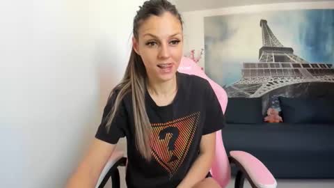 rheaetthan online show from 02/22/26, 11:42