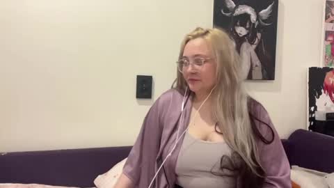 Katie online show from 06/08/26, 09:20