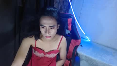 rhianesassy online show from 12/19/24, 02:01
