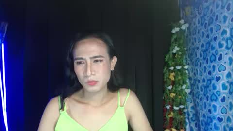 rhianesassy online show from 02/08/25, 11:44