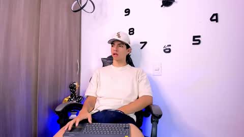 rhys_jagger_ online show from 10/10/25, 06:45