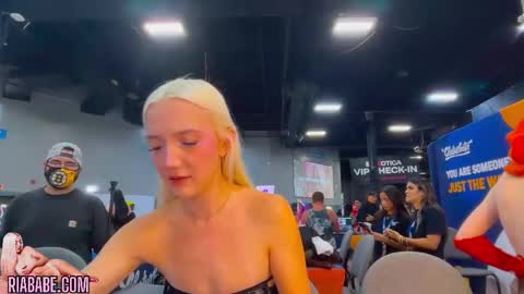 ria  online show from 10/24/25, 09:44