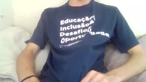 Snapshot of rian7658 chatting on 01/24/25, 12:41 rian7658 online show from 01/24/25, 12:41