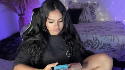 RianaK online show from 04/24/26, 05:43