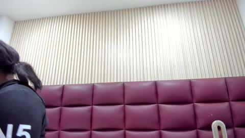 Snapshot of rianamanson chatting on 11/16/25, 09:20 Riana online show from 11/16/25, 09:20