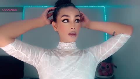 Rianna Garcia online show from 11/04/25, 03:38