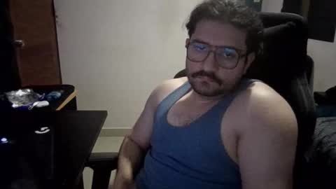 Snapshot of riazwork13 chatting on 12/01/25, 12:37 riazwork13 online show from 12/01/25, 12:37