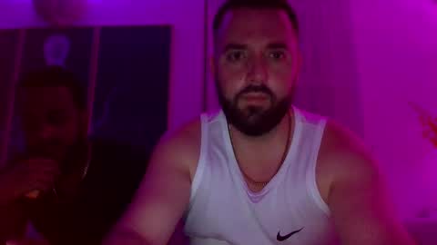 Snapshot of ricanpapi305 chatting on 10/26/25, 03:01 ricanpapi305 online show from 10/26/25, 03:01