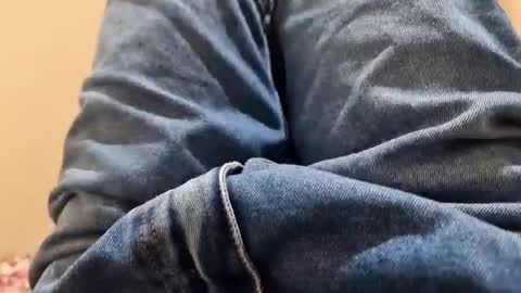 Snapshot of ricard440 chatting on 01/13/25, 01:02 ricard440 online show from 01/13/25, 01:02