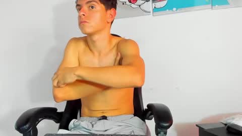 ricardo_fernandez online show from 01/22/25, 03:40