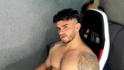 ricardogonzalez666 online show from 10/27/25, 11:09