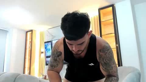 ricardogonzalez666 online show from 11/19/25, 09:15