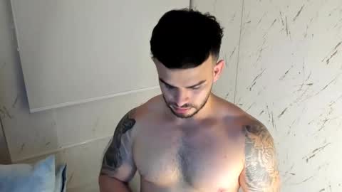 ricardogonzalez666 online show from 12/17/25, 04:07