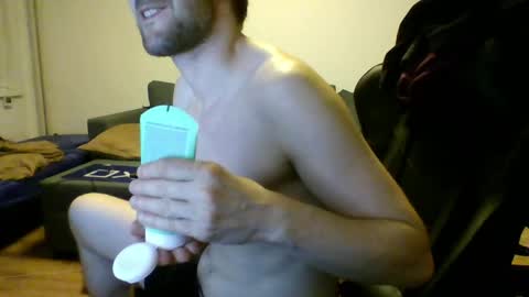 ricciardio online show from 06/08/26, 08:53