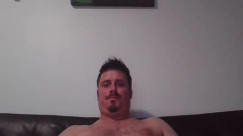 Snapshot of ricciestick chatting on 10/26/25, 01:17 ricciestick online show from 10/26/25, 01:17