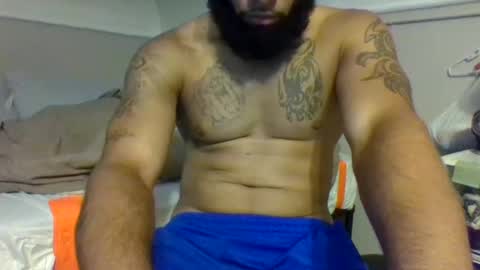 pawg takes on a great big cock online show from 09/15/25, 01:49