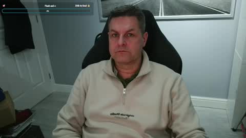 UK Straight Guy online show from 04/04/26, 10:40