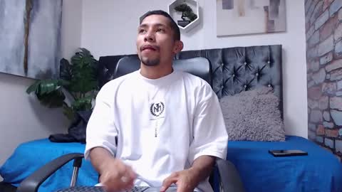 richar_voller online show from 01/08/25, 11:32