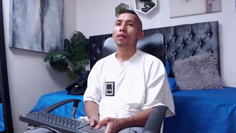 richar_voller online show from 01/09/25, 03:34