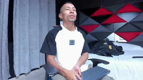 richar_voller online show from 01/13/25, 11:19