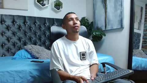 richar_voller online show from 02/26/25, 04:56