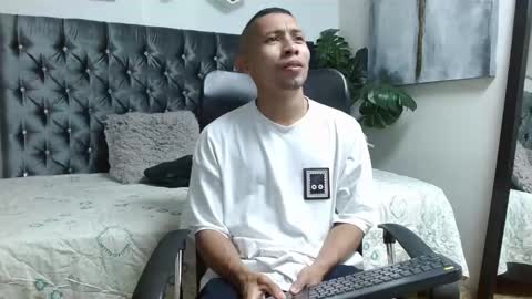 richar_voller online show from 03/04/25, 11:19