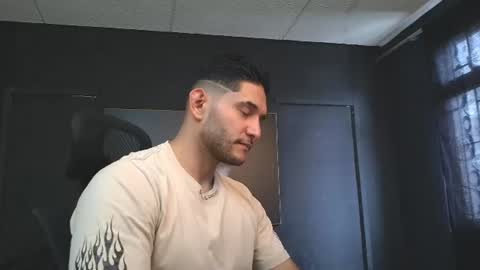 Snapshot of richard_milleer chatting on 07/25/26, 04:48 Ricardo online show from 07/25/26, 04:48