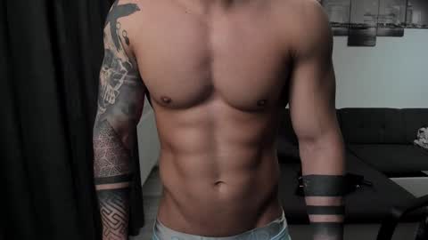 RichardDarell online show from 01/15/25, 08:51