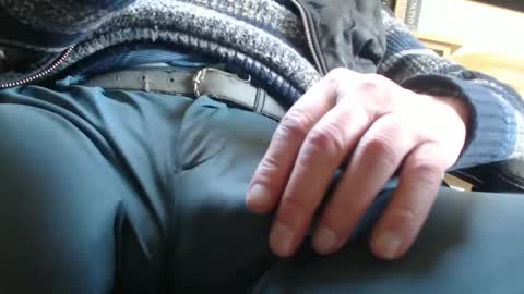 richarder7 online show from 04/23/26, 09:41