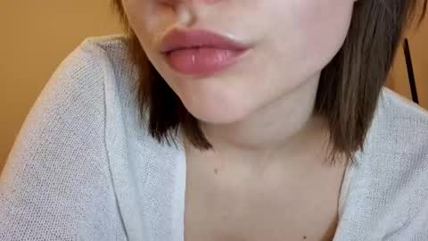 Luna online show from 03/15/26, 06:47