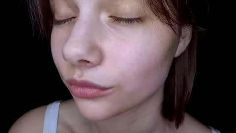 Luna online show from 04/16/26, 09:39