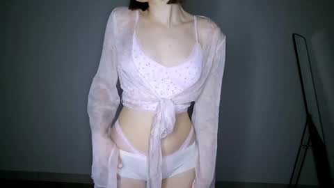 Luna online show from 04/19/26, 06:32