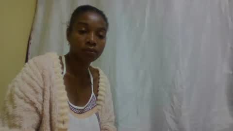 Snapshot of richella34 chatting on 06/19/26, 02:32 richella34 online show from 06/19/26, 02:32