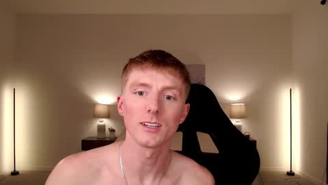 Snapshot of richiewest chatting on 09/30/25, 01:21 Richie online show from 09/30/25, 01:21
