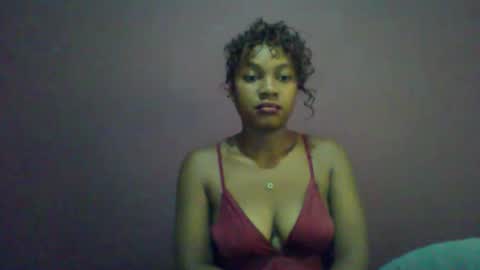 ricie001 online show from 04/15/26, 07:59