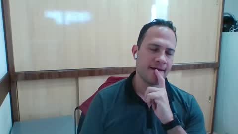 Snapshot of rick503835 chatting on 09/09/25, 03:55 Rick Arian online show from 09/09/25, 03:55