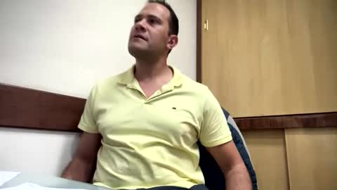 Snapshot of rick503835 chatting on 09/22/25, 03:47 Rick Arian online show from 09/22/25, 03:47