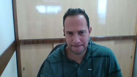 Snapshot of rick503835 chatting on 09/23/25, 03:15 Rick Arian online show from 09/23/25, 03:15