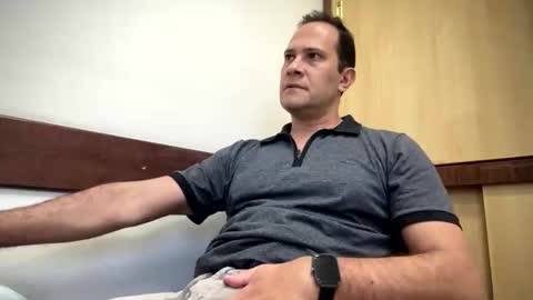 Snapshot of rick503835 chatting on 10/06/25, 01:08 Rick Arian online show from 10/06/25, 01:08