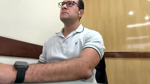 Snapshot of rick503835 chatting on 10/07/25, 12:02 Rick Arian online show from 10/07/25, 12:02