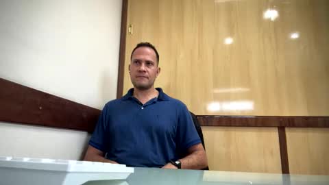 Snapshot of rick503835 chatting on 10/13/25, 12:38 Rick Arian online show from 10/13/25, 12:38